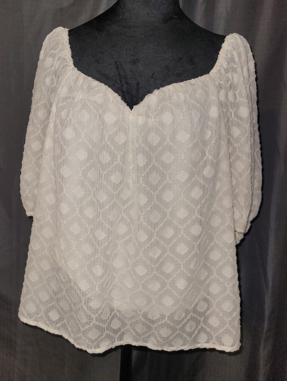 Jealous Tomato Ivory Textured Puff-Sleeve Blouse, M